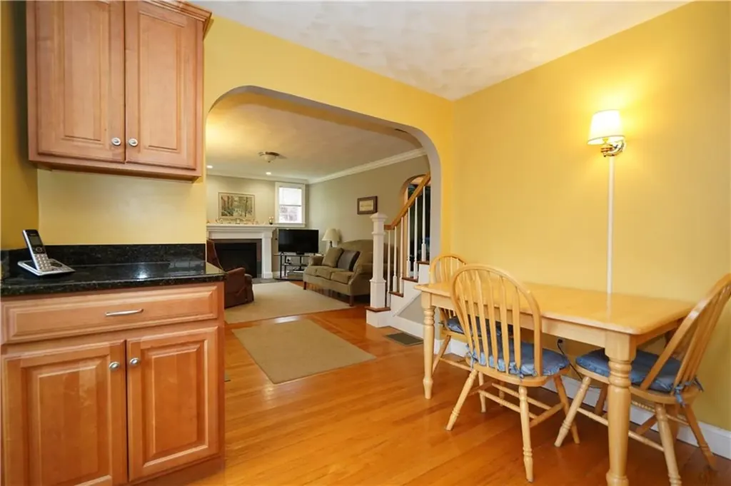 65 Felsmere Avenue Pawtucket RI 02861