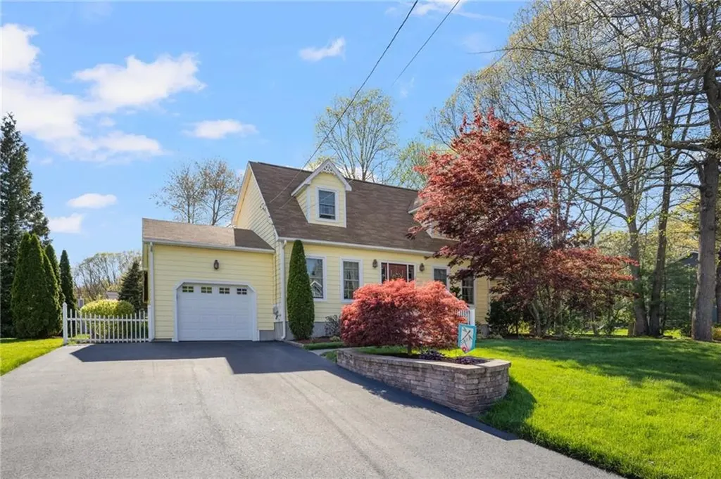 28 Whispering Pines Drive Cranston RI 02921