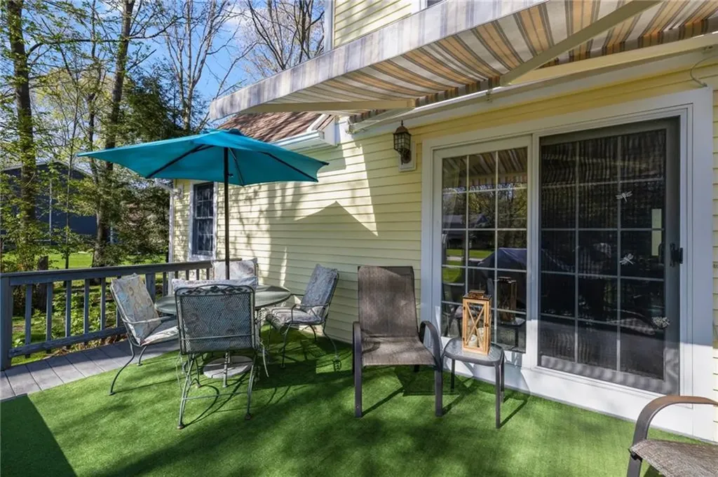 28 Whispering Pines Drive Cranston RI 02921