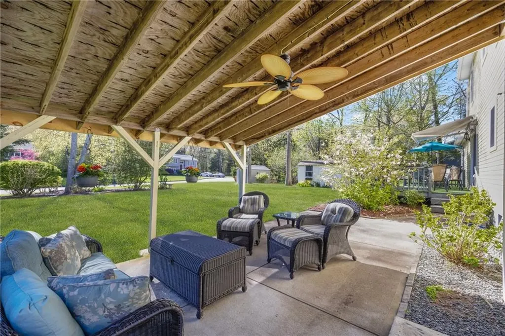 28 Whispering Pines Drive Cranston RI 02921
