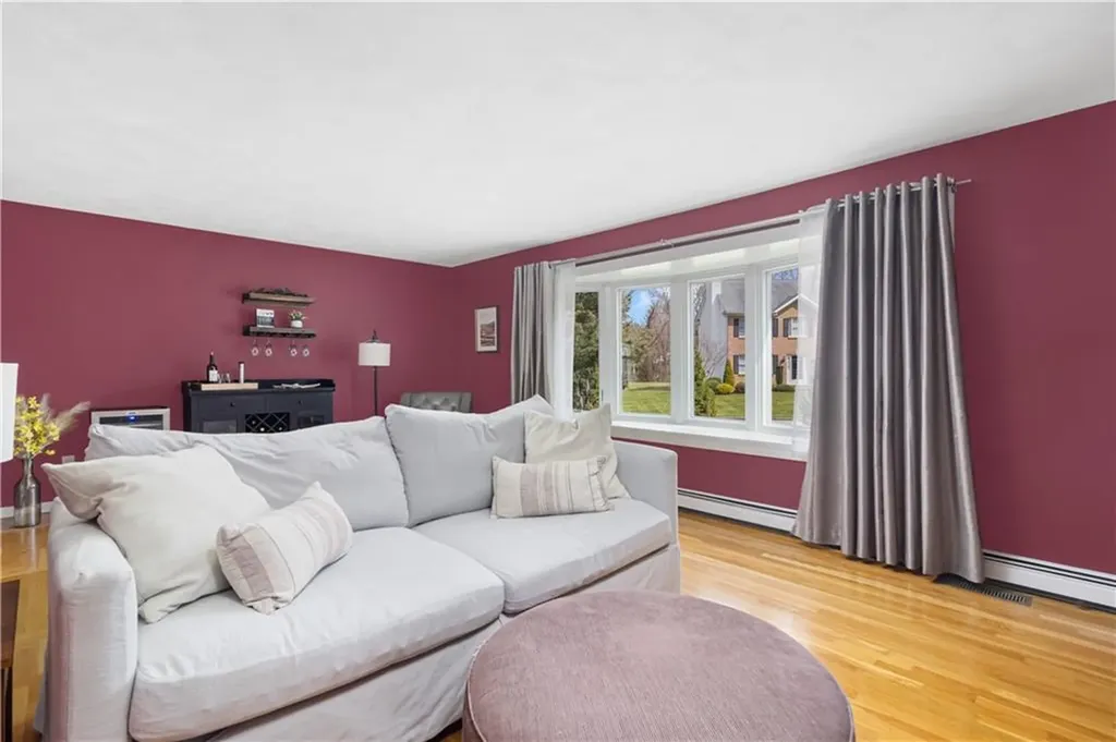 85 Mollie Drive Cranston RI 02921