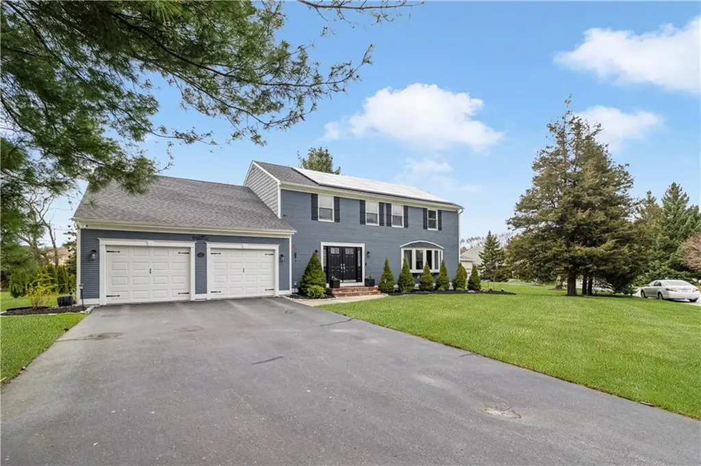 85 Mollie Drive Cranston RI 02921
