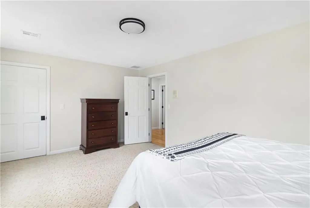 85 Mollie Drive Cranston RI 02921