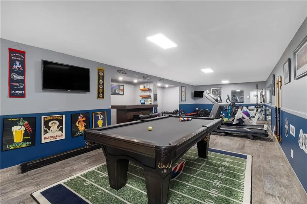 85 Mollie Drive Cranston RI 02921