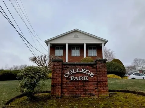 33 College Hill Road Warwick RI 02886