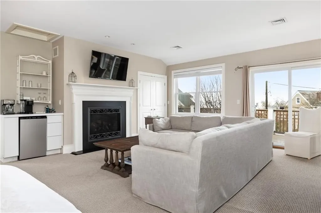 151 153 Allston Avenue Middletown RI 02842