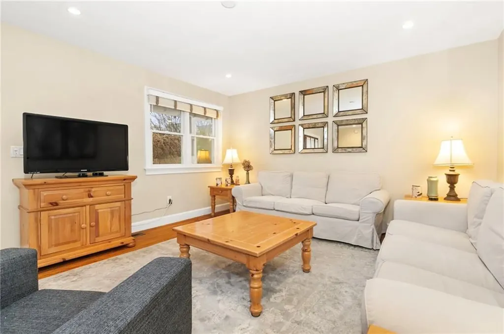 151 153 Allston Avenue Middletown RI 02842