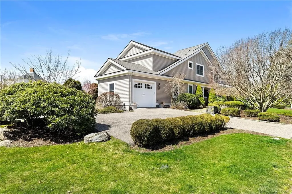151 153 Allston Avenue Middletown RI 02842