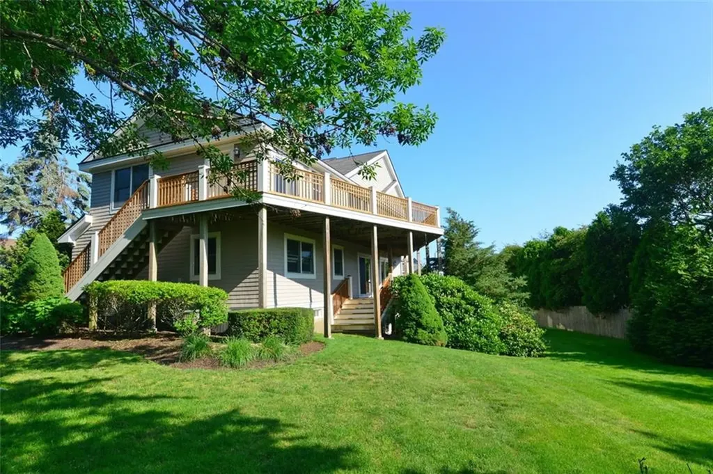 151 153 Allston Avenue Middletown RI 02842