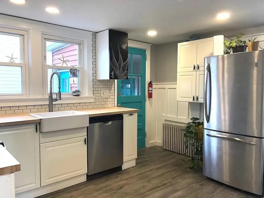 34 Bacheller Street Newport RI 02840
