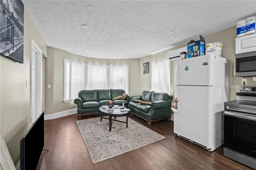 74 Princess Avenue Cranston RI 02920