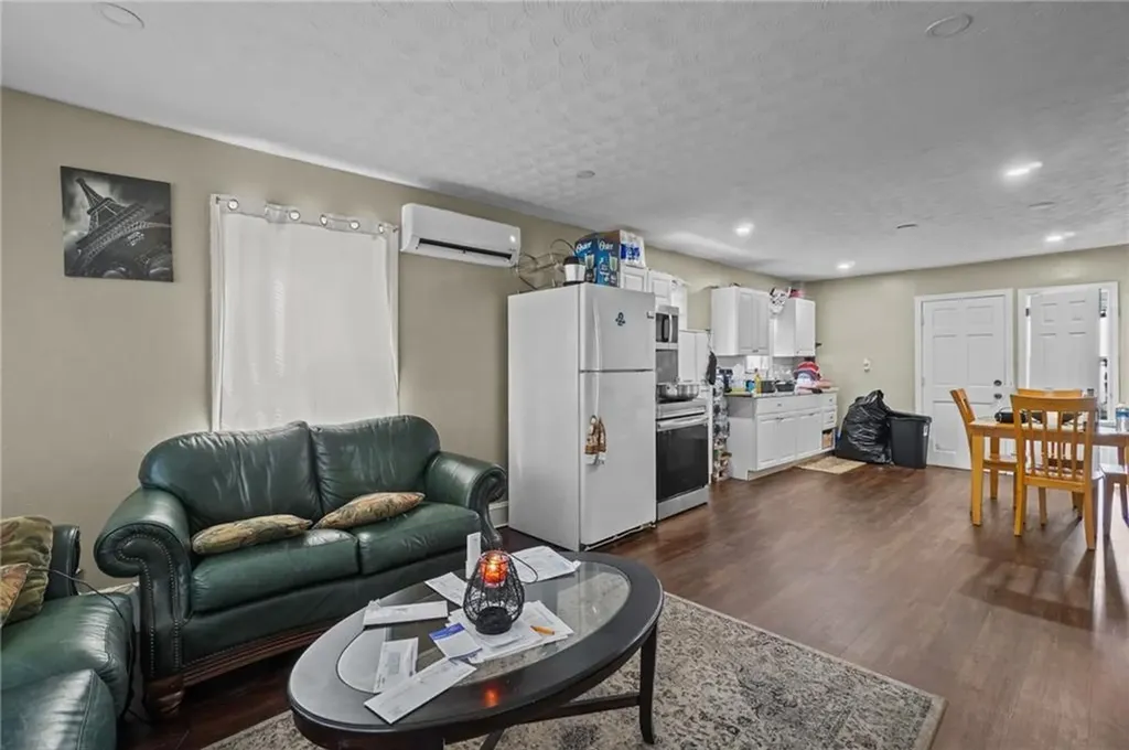 74 Princess Avenue Cranston RI 02920