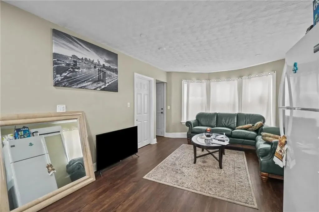 74 Princess Avenue Cranston RI 02920