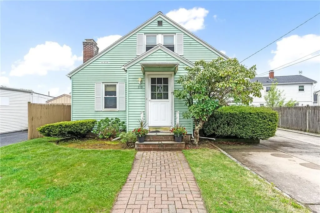 110 Oxford Street Cranston RI 02920