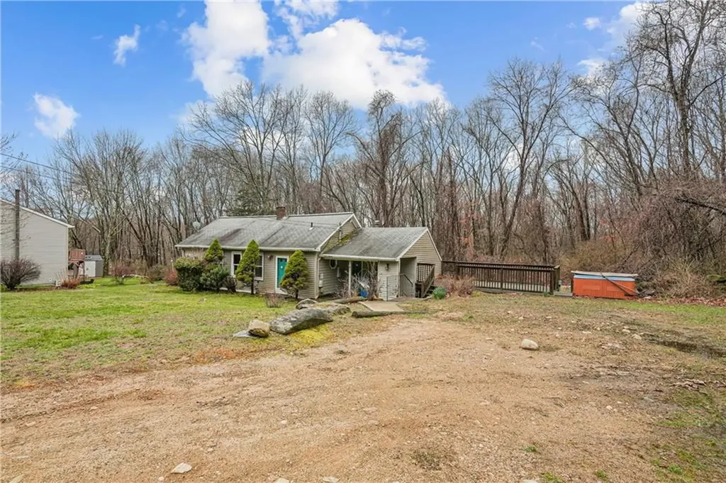 135 Lippitt Avenue Cranston RI 02921