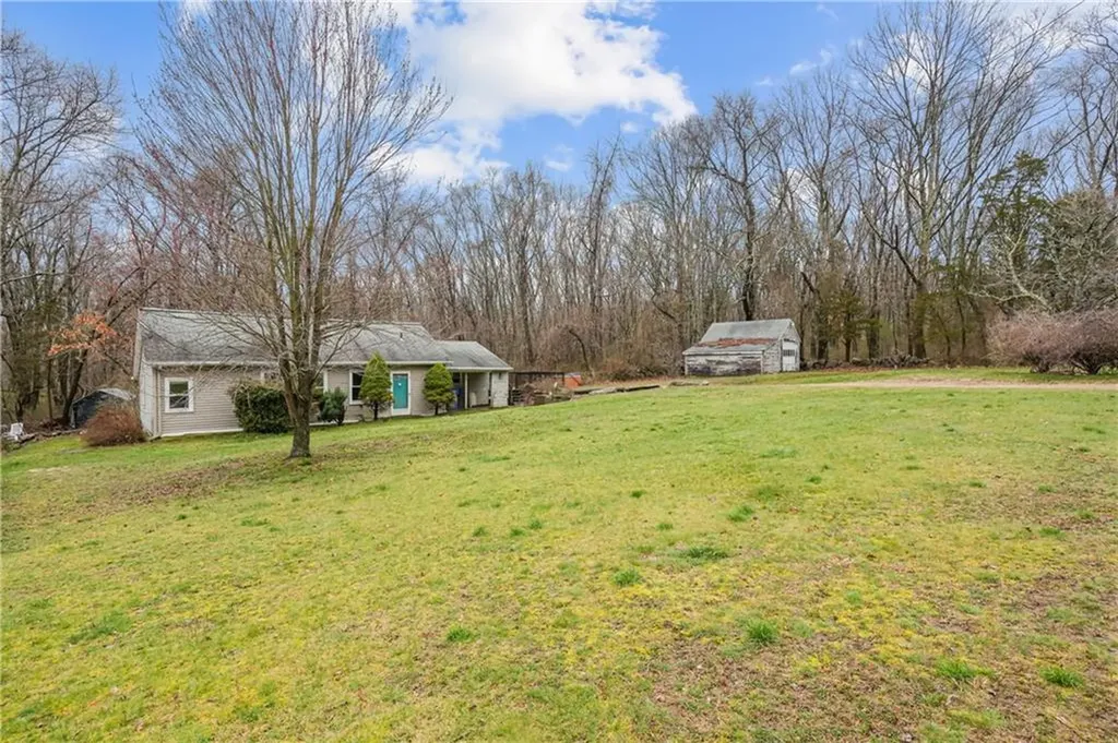 135 Lippitt Avenue Cranston RI 02921