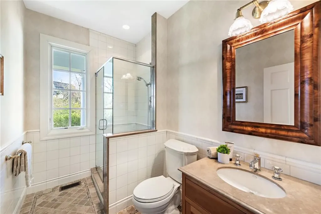 597 Beavertail Road Jamestown RI 02835
