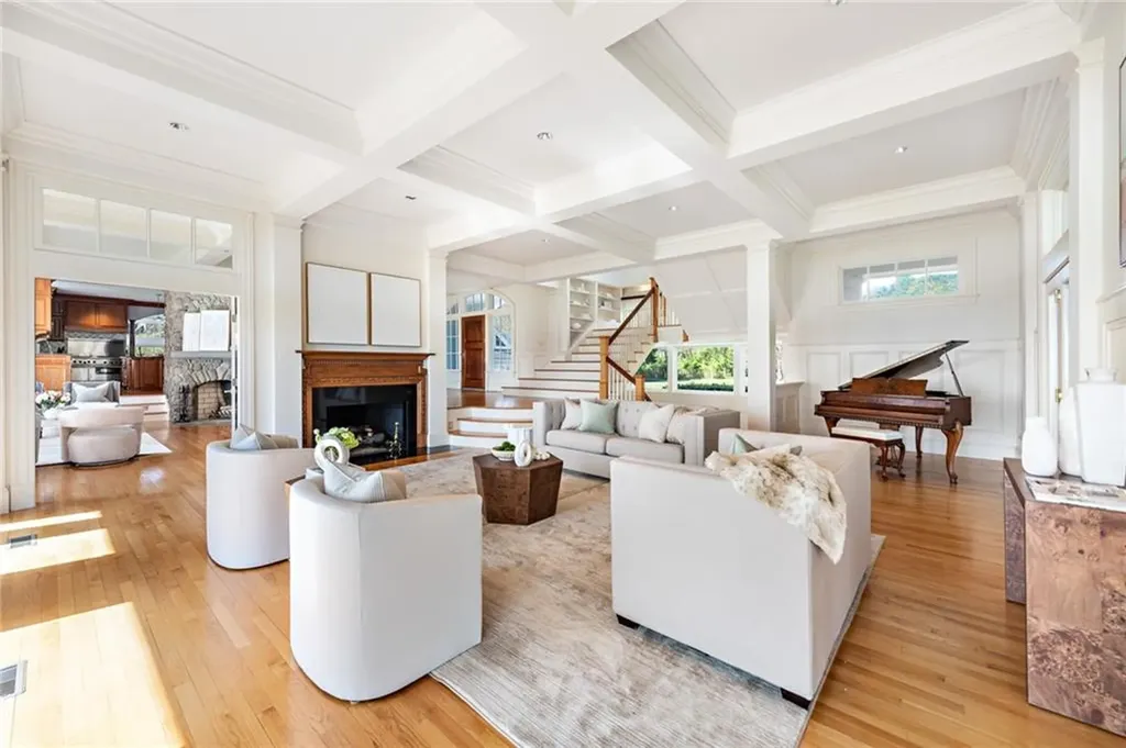 597 Beavertail Road Jamestown RI 02835