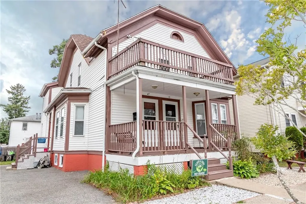 45 47 Burrows Street Providence RI 02907