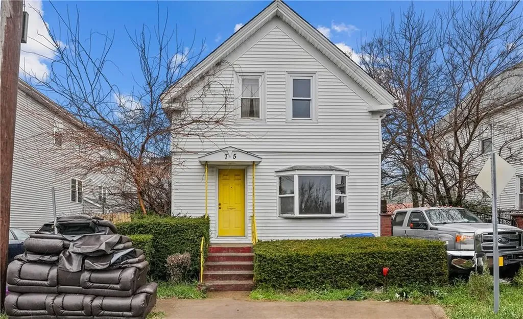 75 Detroit Avenue Providence RI 02907