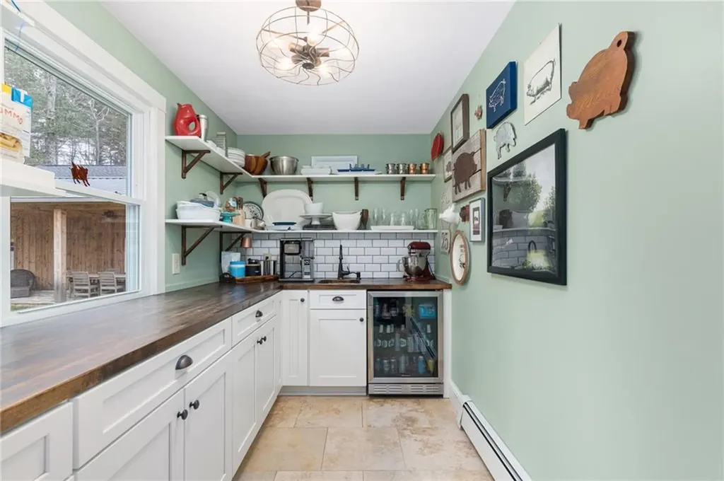 25 Sheffield Hill Road Exeter RI 02822