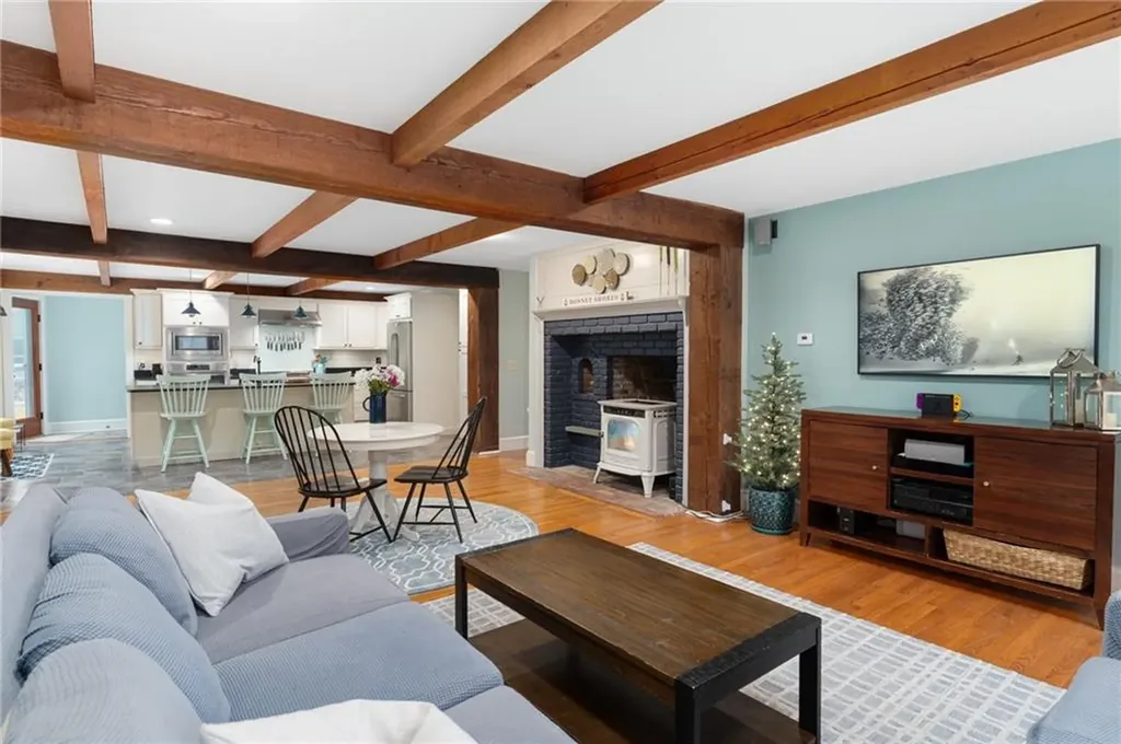 25 Sheffield Hill Road Exeter RI 02822