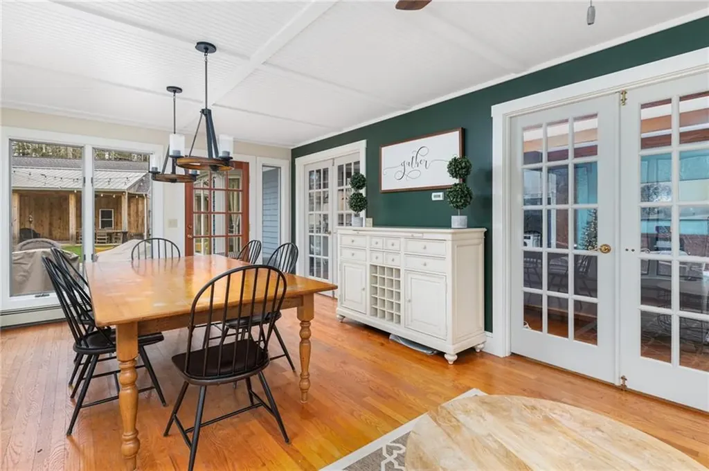 25 Sheffield Hill Road Exeter RI 02822