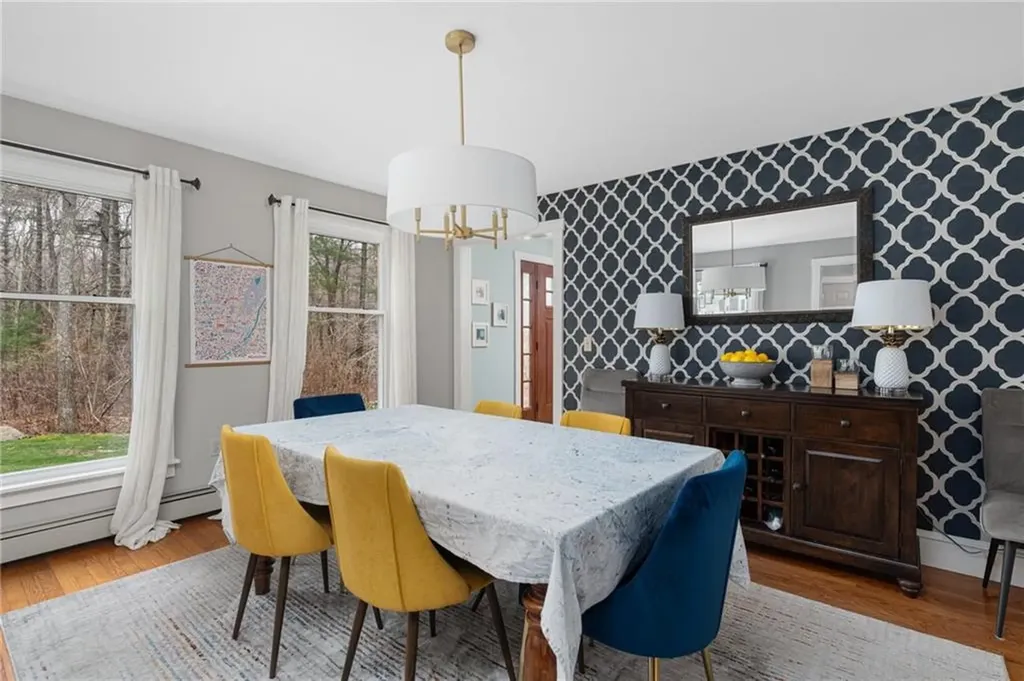25 Sheffield Hill Road Exeter RI 02822
