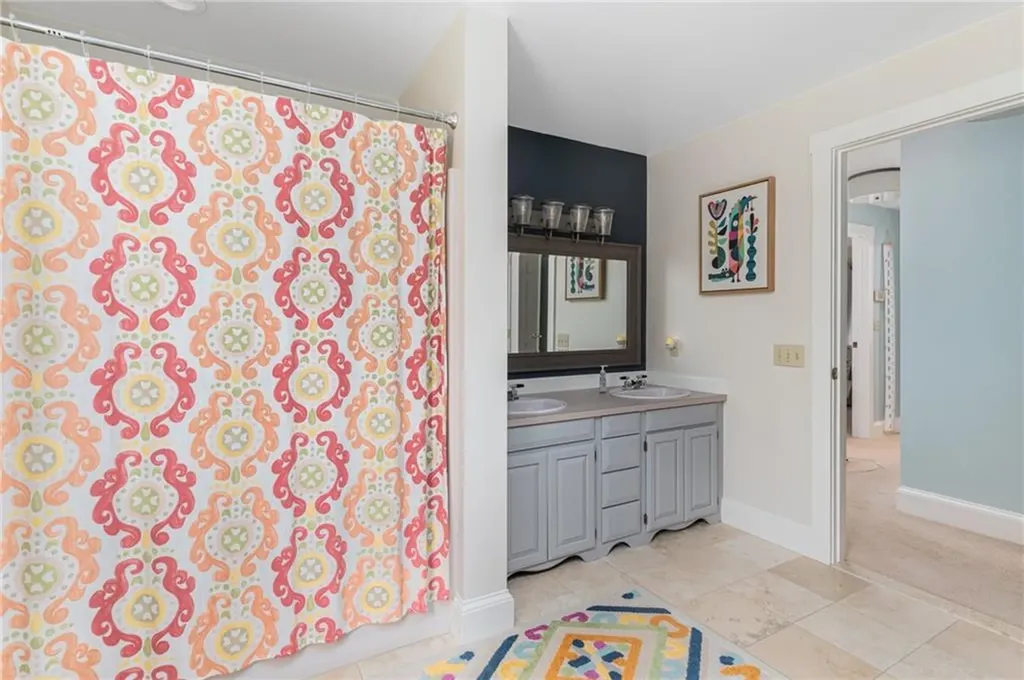 25 Sheffield Hill Road Exeter RI 02822