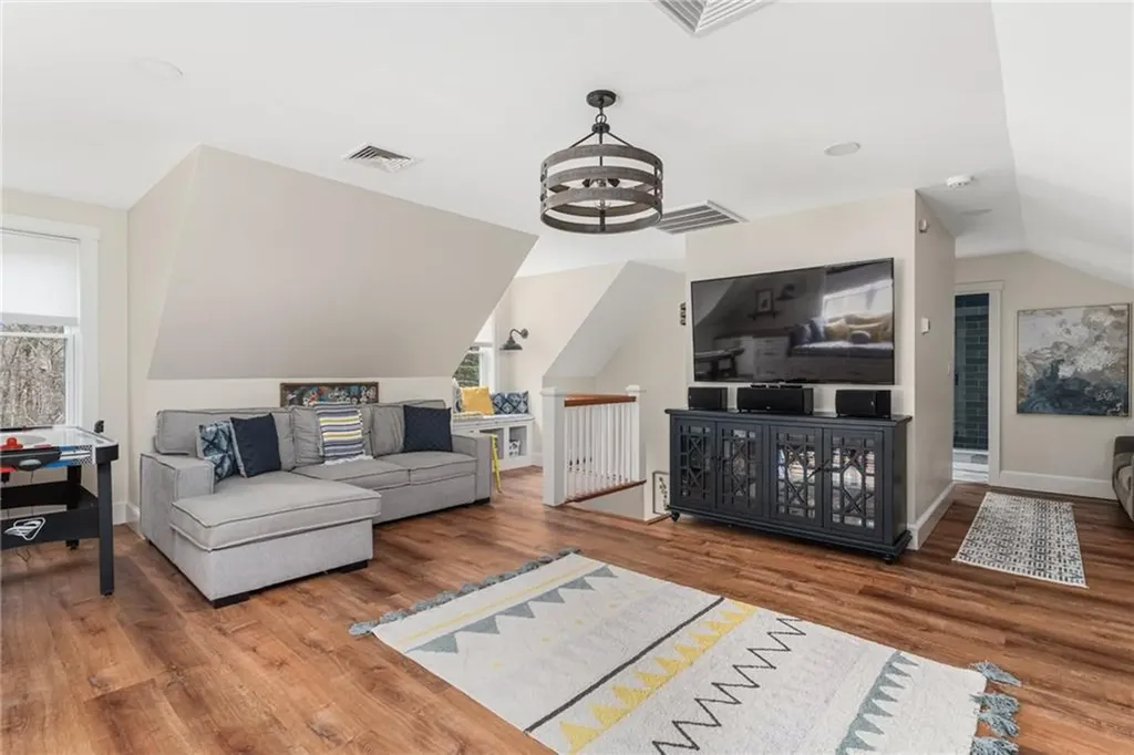 25 Sheffield Hill Road Exeter RI 02822