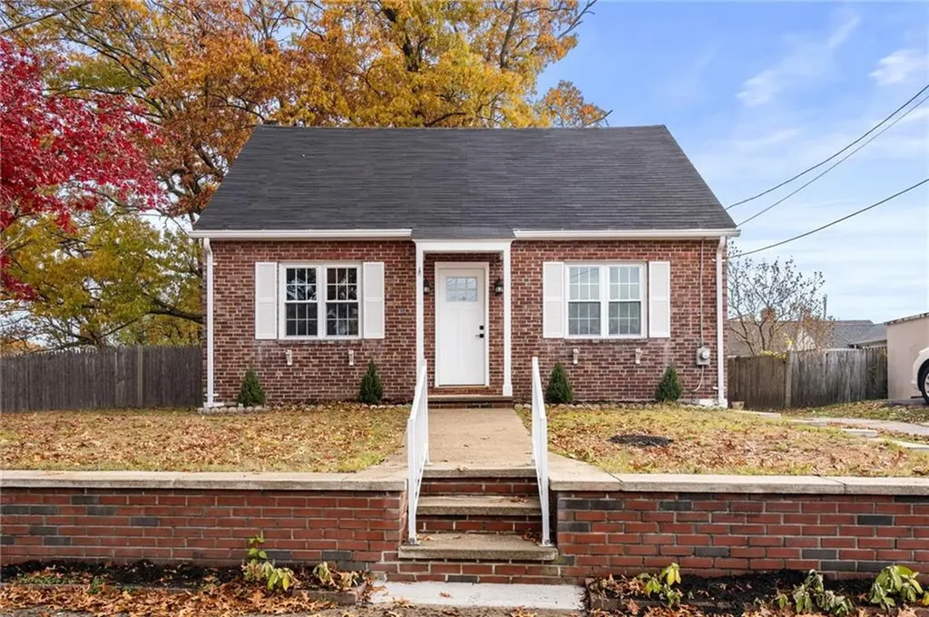 11 Hornbine Street Cranston RI 02910
