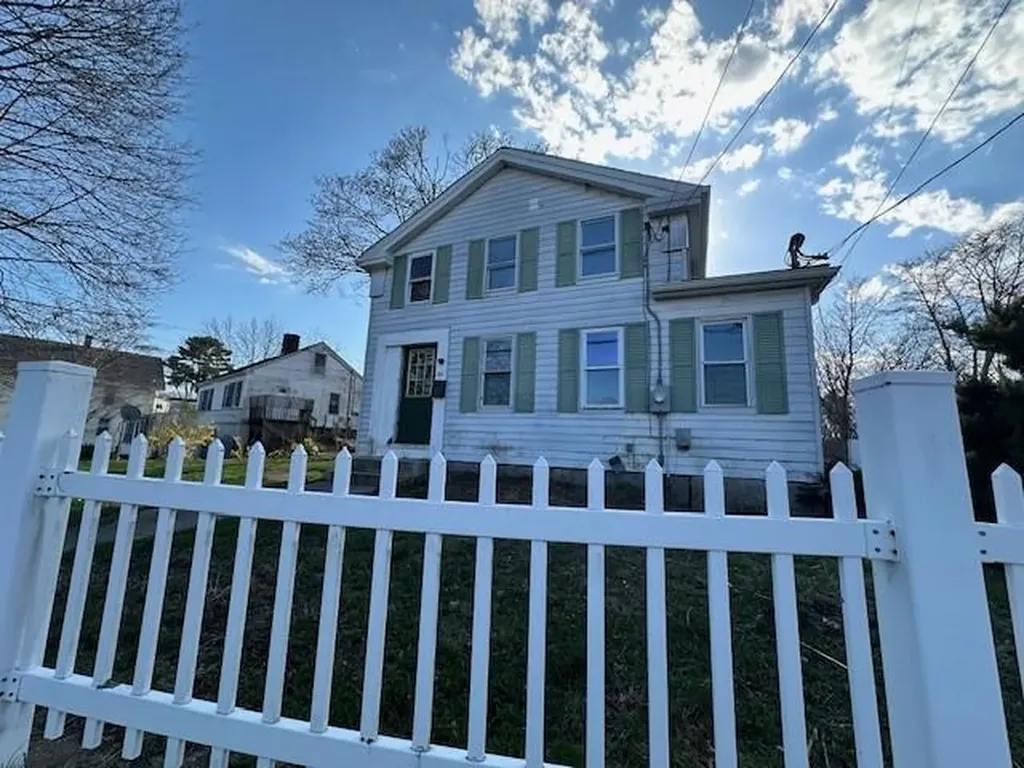 31 Beach Street Westerly RI 02891