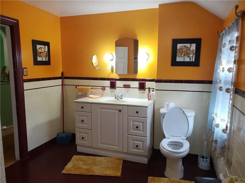 132 Carleton Street Providence RI 02908