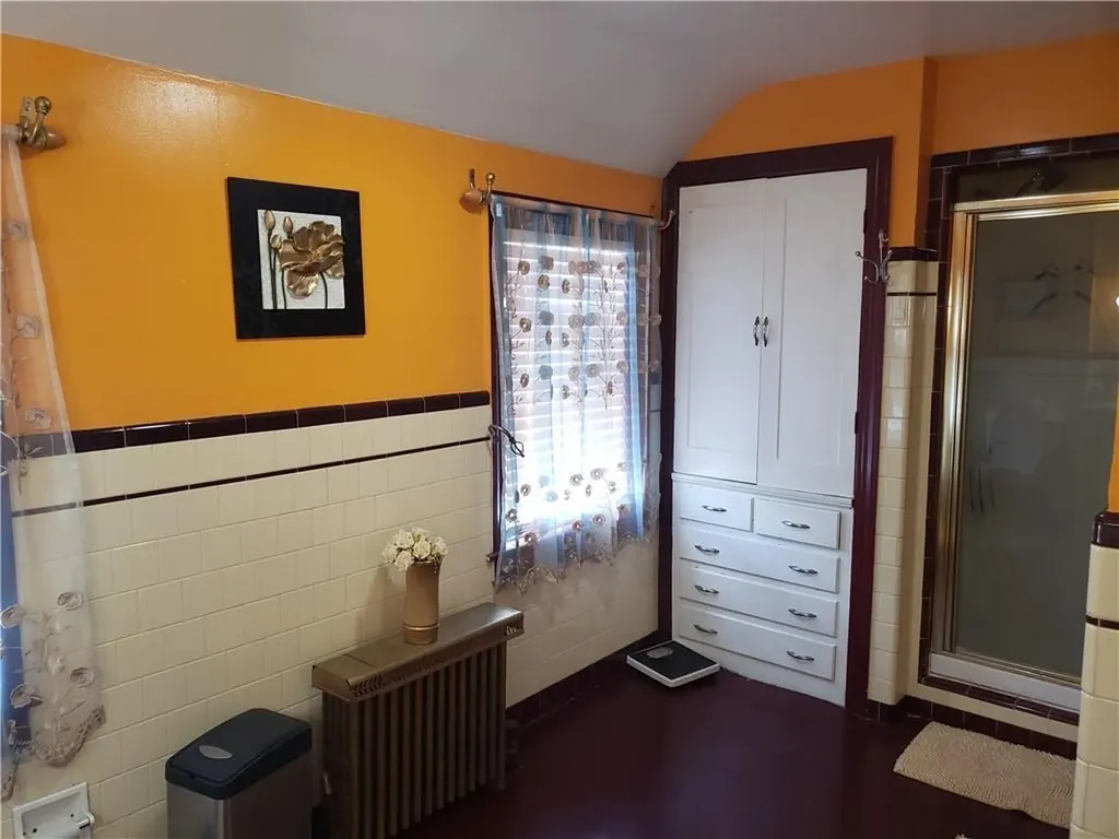 132 Carleton Street Providence RI 02908