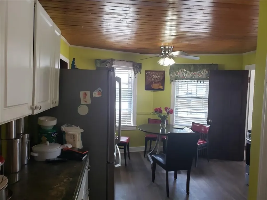 132 Carleton Street Providence RI 02908