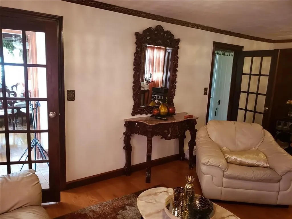132 Carleton Street Providence RI 02908