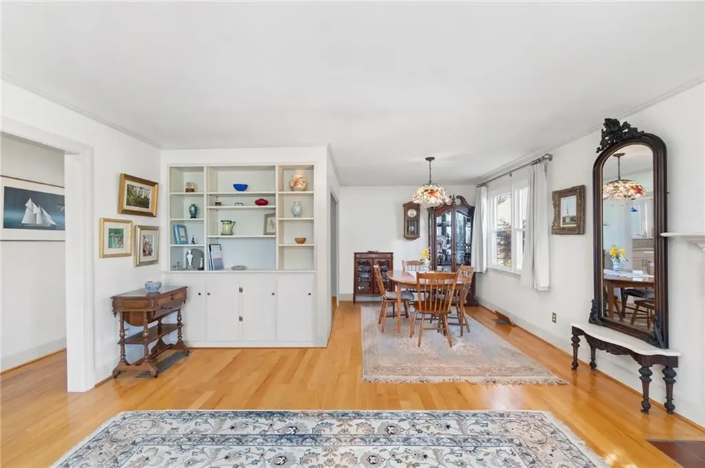 59 Greylock Road Bristol RI 02809