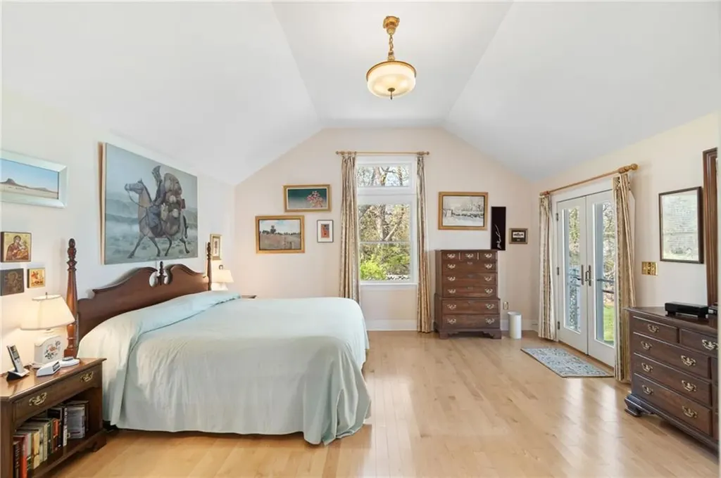 59 Greylock Road Bristol RI 02809