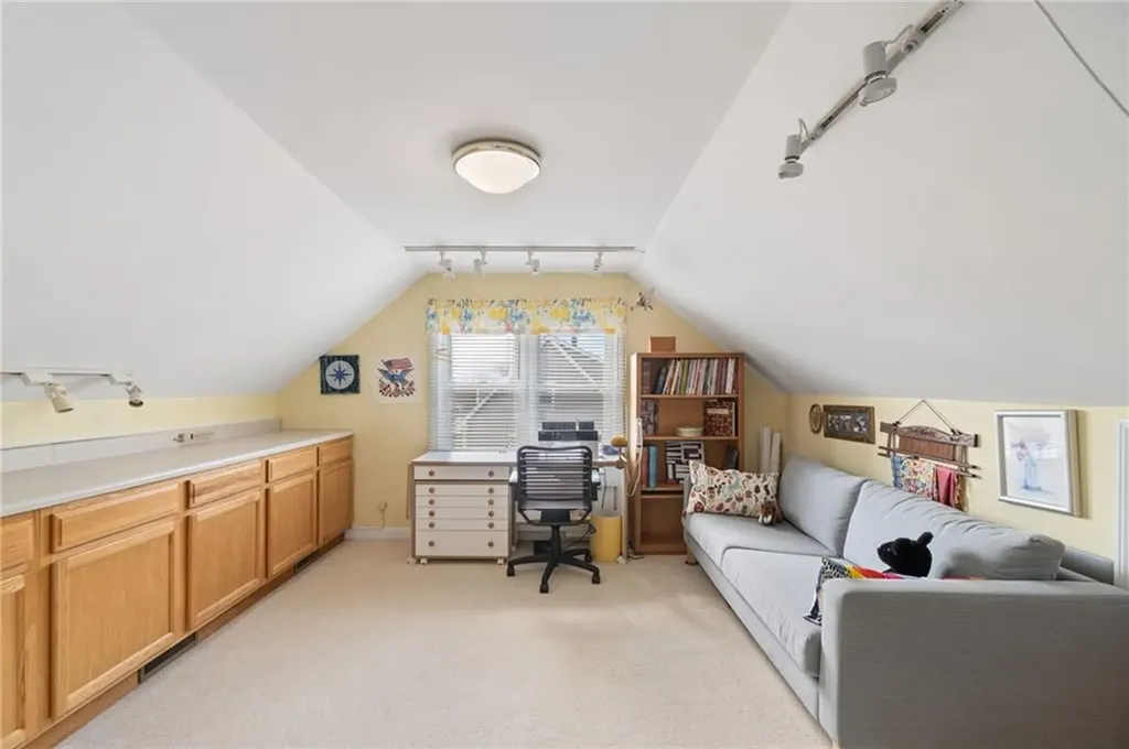 59 Greylock Road Bristol RI 02809