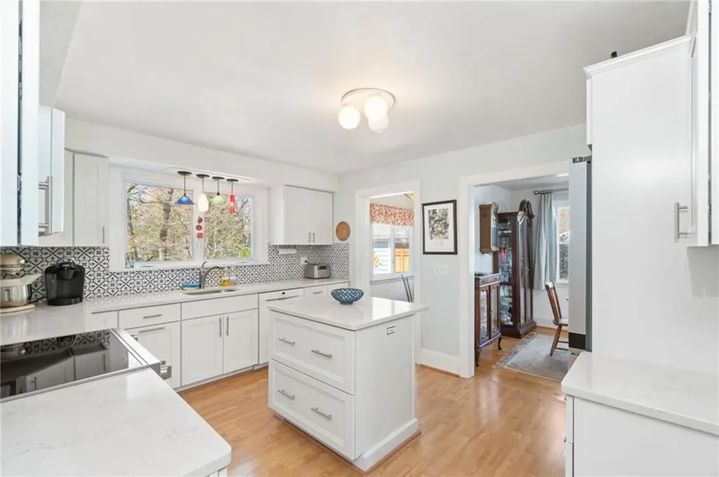 59 Greylock Road Bristol RI 02809