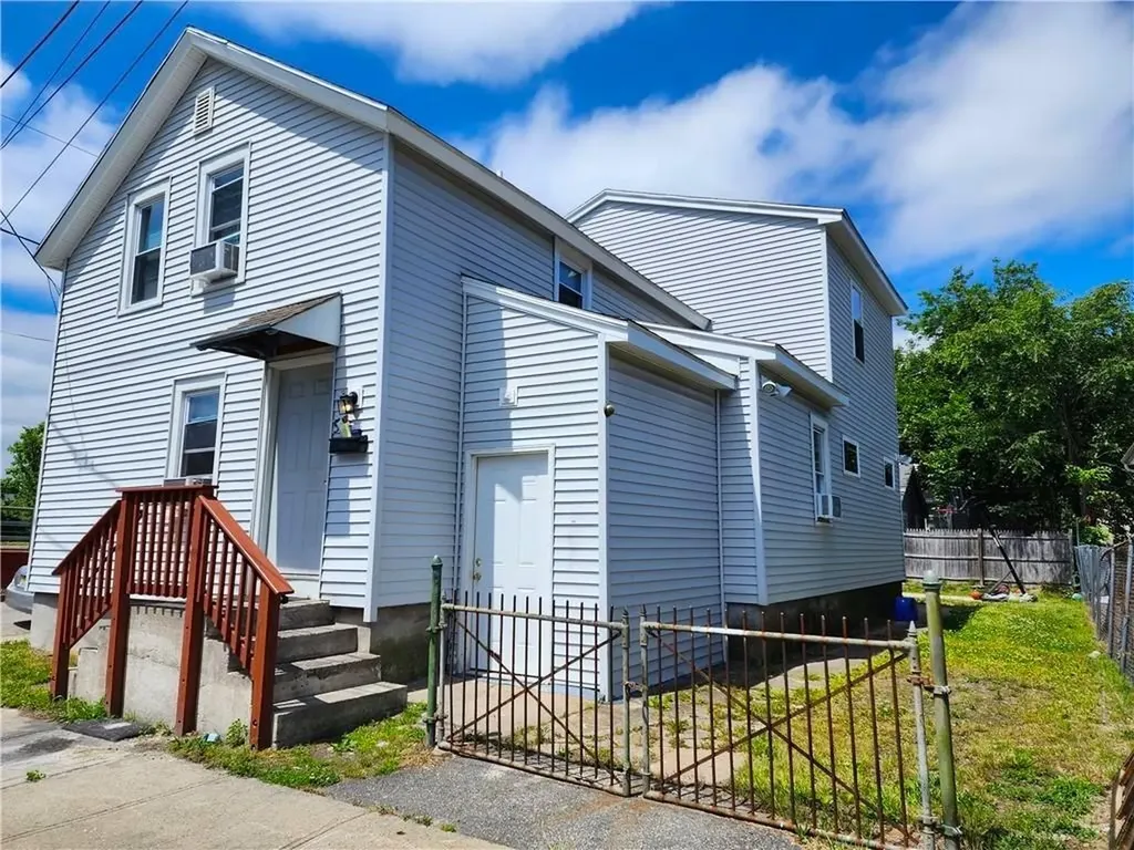 53 Ninigret Avenue Providence RI 02907