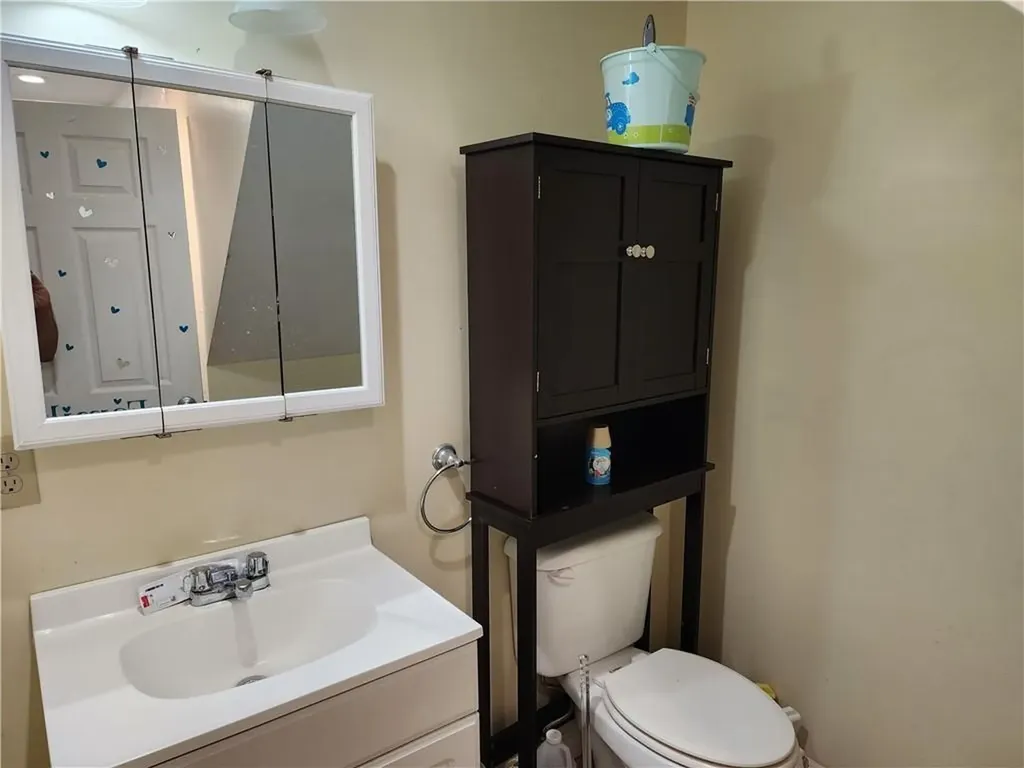 53 Ninigret Avenue Providence RI 02907
