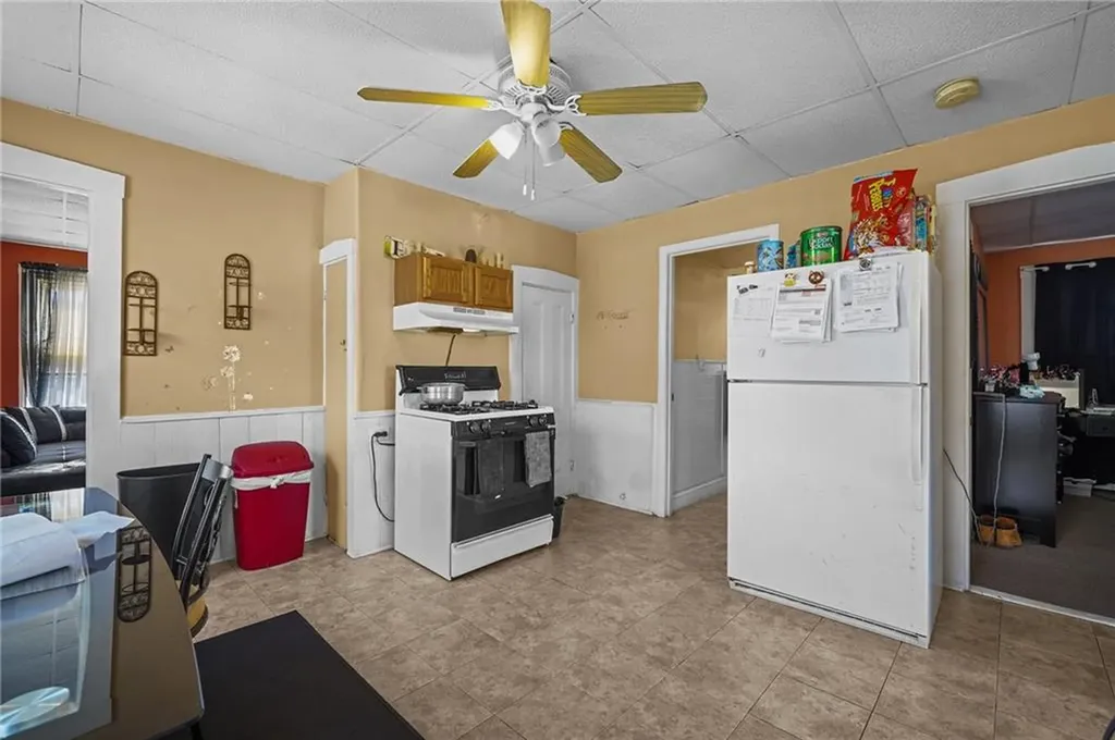 12 Gooding Street Pawtucket RI 02860