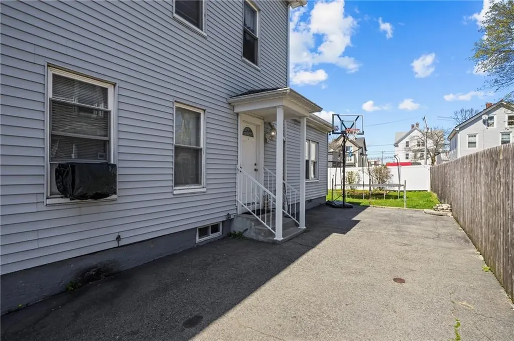 12 Gooding Street Pawtucket RI 02860