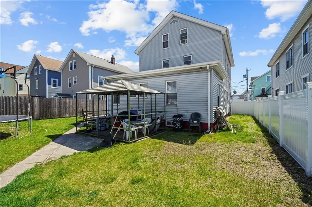 12 Gooding Street Pawtucket RI 02860
