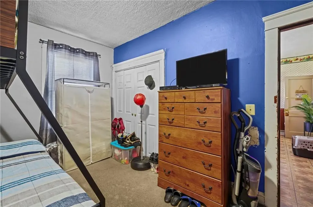 12 Gooding Street Pawtucket RI 02860