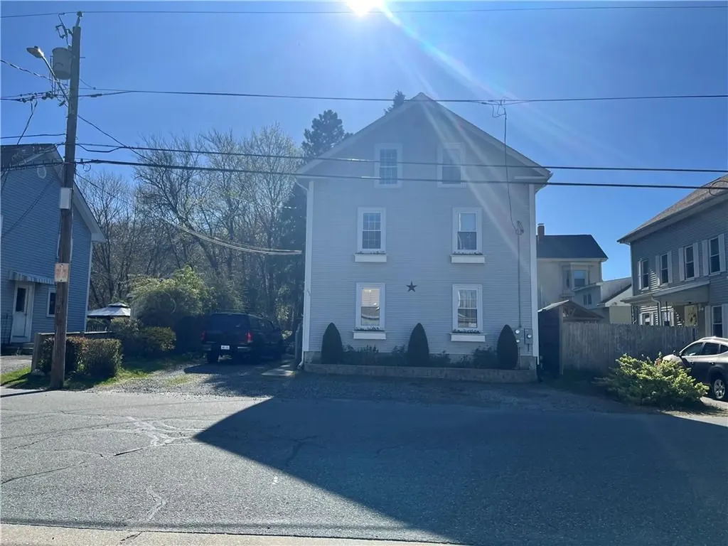 858 Lower River Road Lincoln RI 02865