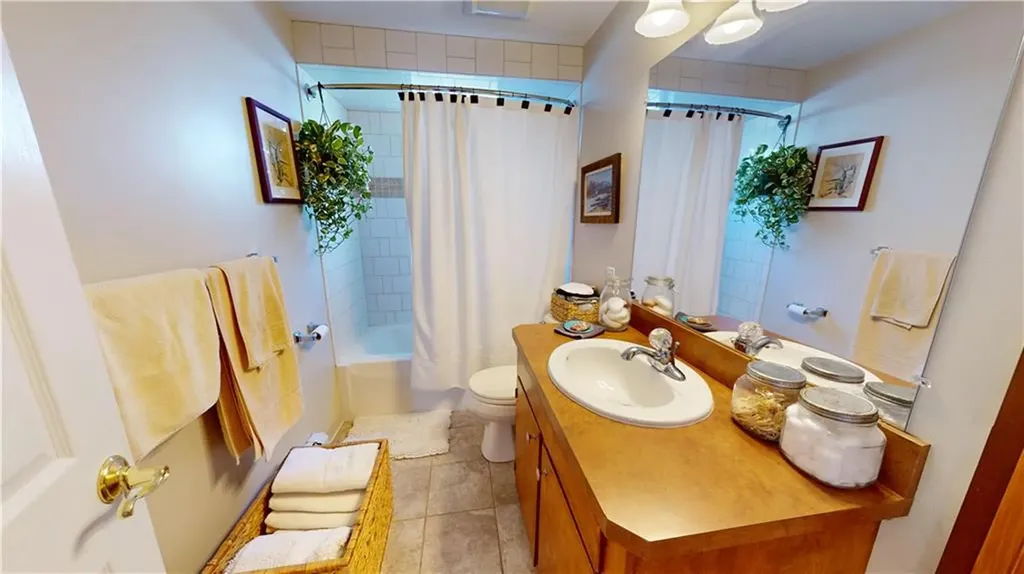 858 Lower River Road Lincoln RI 02865