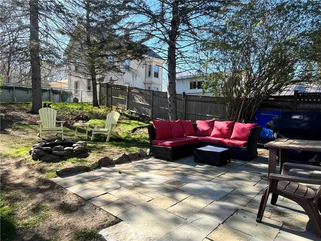 858 Lower River Road Lincoln RI 02865