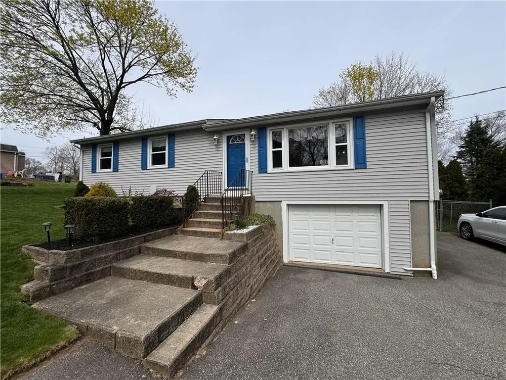 6 Lucille Street Coventry RI 02816